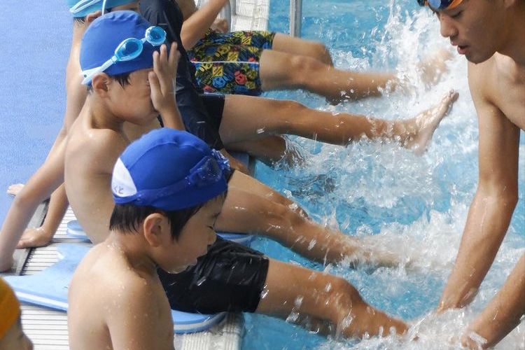 鹿児島初の水泳療育
